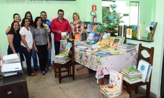 Prefeitura de Araputanga realiza aquisição de livros para biblioteca municipal