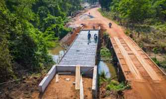 PONTE MISTA DE AÇO E CONCRETO