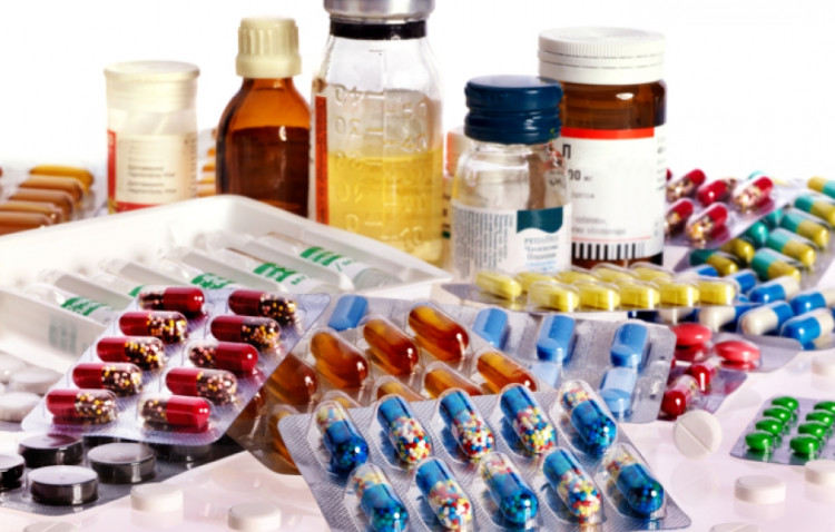 Prefeitura realiza compra de medicamentos para abastecer município