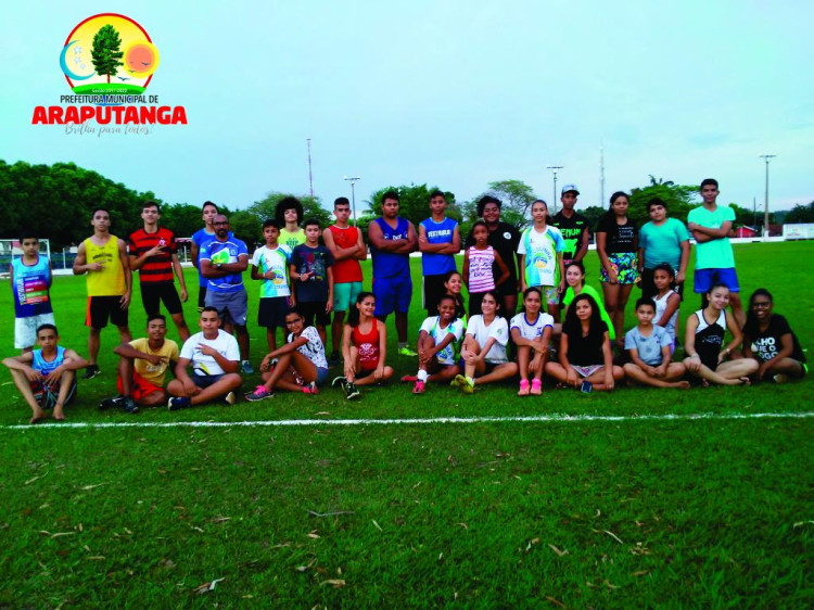 Último treino da equipe de Atletismo de Araputanga que aconteceu no dia 01 de outubro 2019 , antes dos jogos Escolares da juventude Mato Grossense de 03 a 06 de outubro de 2019, Várzea Grande x Cuiabá.