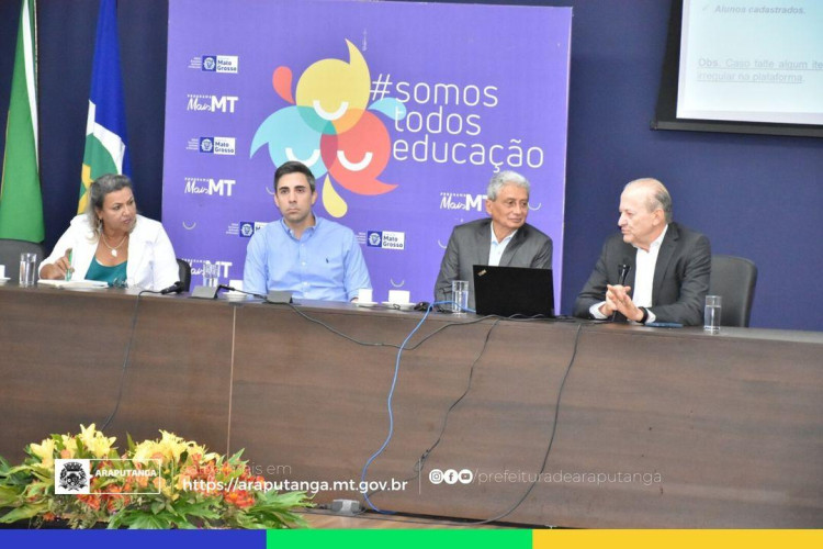 Prefeito Municipal participa de reunião em Cuiabá sobre o Transporte Escolar.
