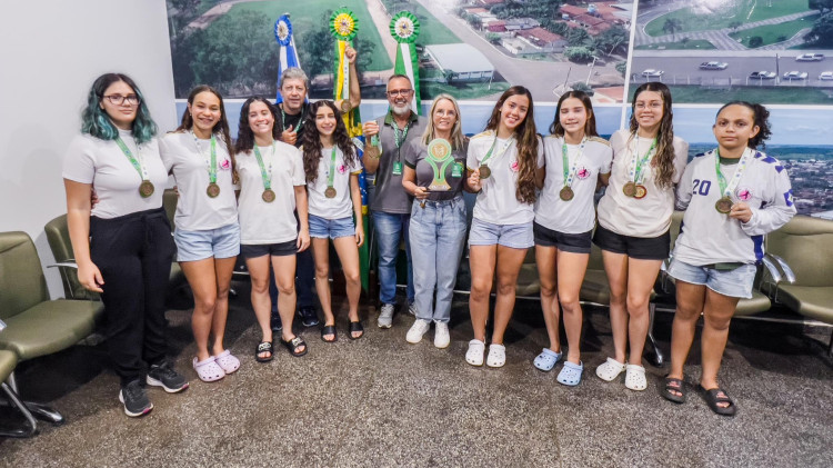 HANDEBOL DE ARAPUTANGA É DESTAQUE NO ESTADO