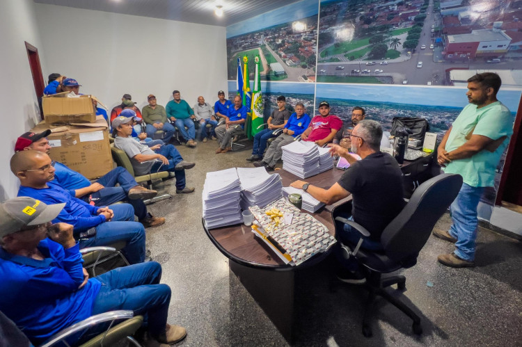 REUNIÃO ADMINISTRATIVA COM A SECRETARIA DE OBRAS E INFRAESTRUTURA