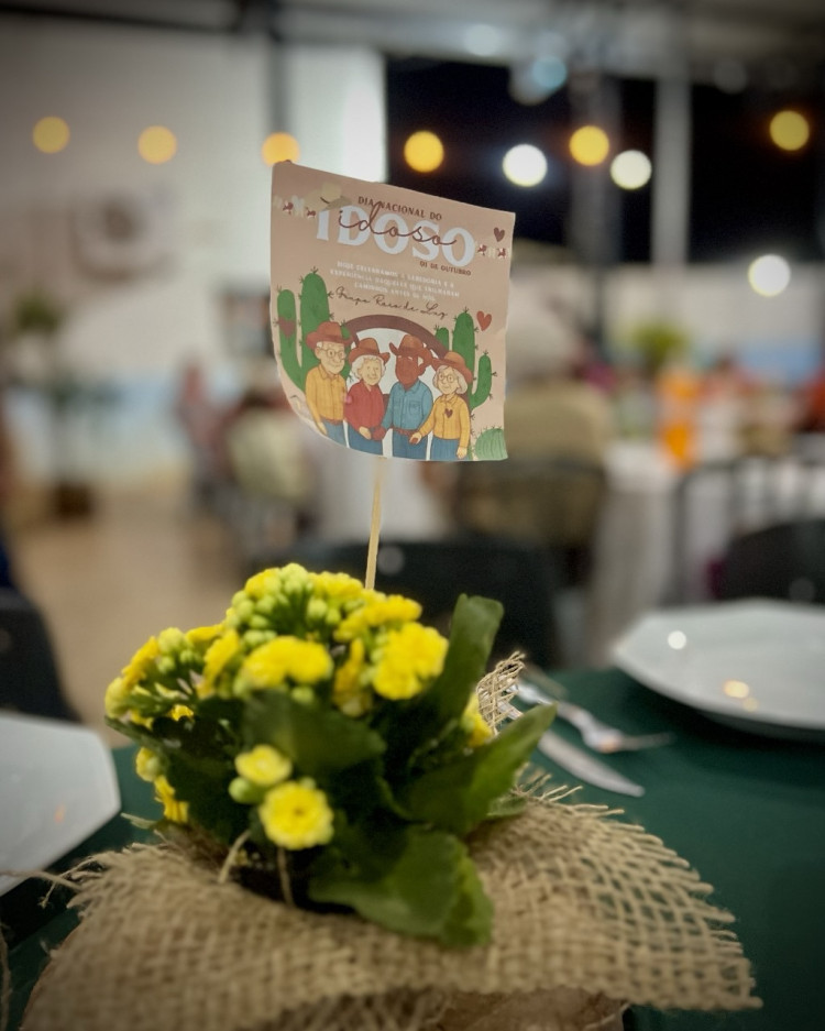 Festa Country da 3ª Idade anima o Grupo Raio de Luz com música, dança e jantar