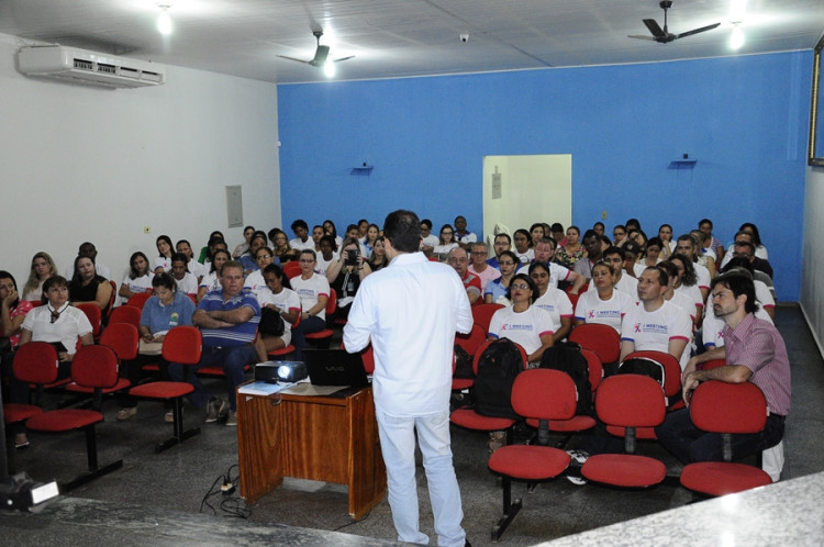 Equipe de odontologia do município destaca parceria para realização do CRO Itinerante