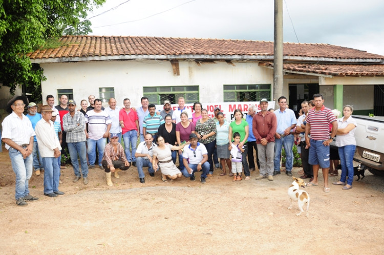 Prefeito de Araputanga elogiado por realização de Gabinete Itinerante