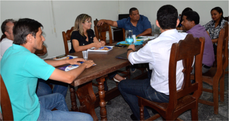 ARAPUTANGA Superintendente de Projetos Especiais visitou o Centro de Atendimento Empresarial de Araputanga