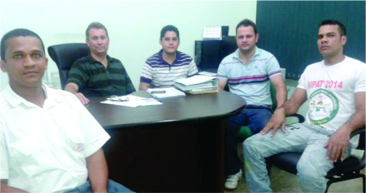 Prefeito e representantes da Cipa do JBS buscam recuperação da rodovia que dá acesso à empresa