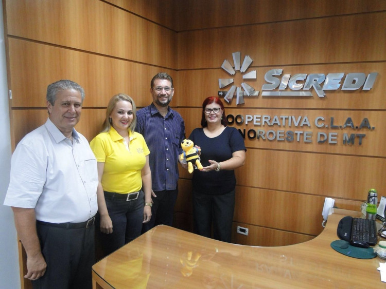 Professores da rede municipal de ensino de Araputanga participam do 1º Seminário de  Pedagogia
