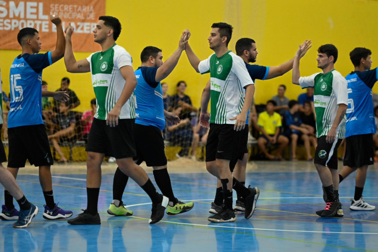AMISTOSO DE HANDEBOL